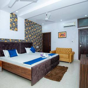 Hotel Blossom