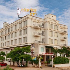 Clarks Inn Airport Hotel